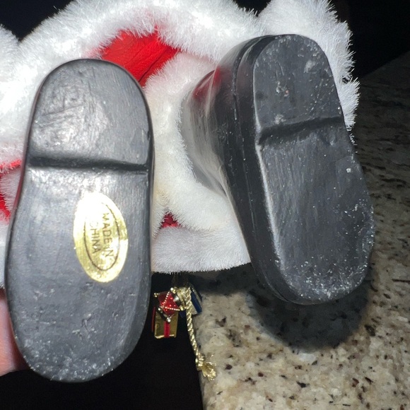 Kurt S Adler collectible Resin Santa With Christmas Tree & Present Bag - Picture 6 of 7